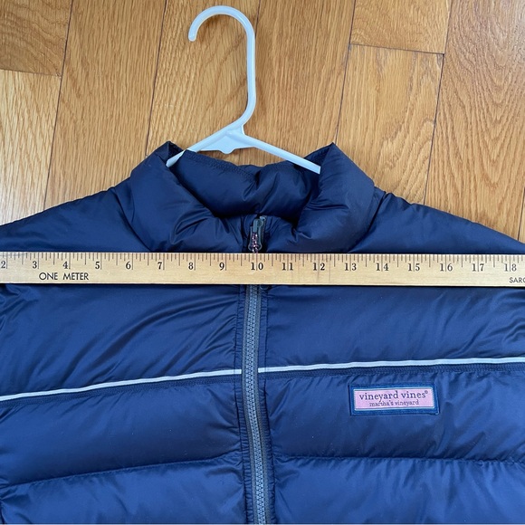 Vineyard Vines Puffer jacket, midnight Navy,Men’s size Large, runs small - Picture 14 of 14